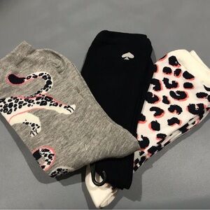 Kate Spade ♠️ 3 Pairs of Crew Socks 🧦
Shoe size 4-10
Gray, black, white
